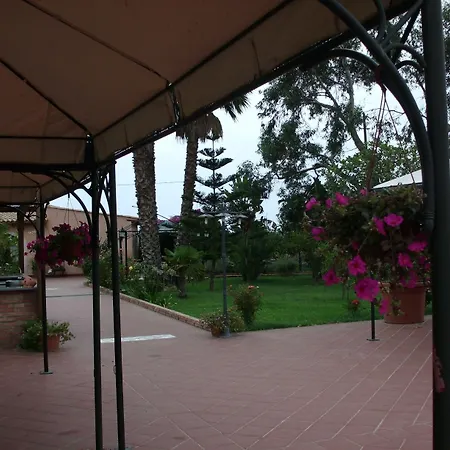 Cristina Hotel 3*